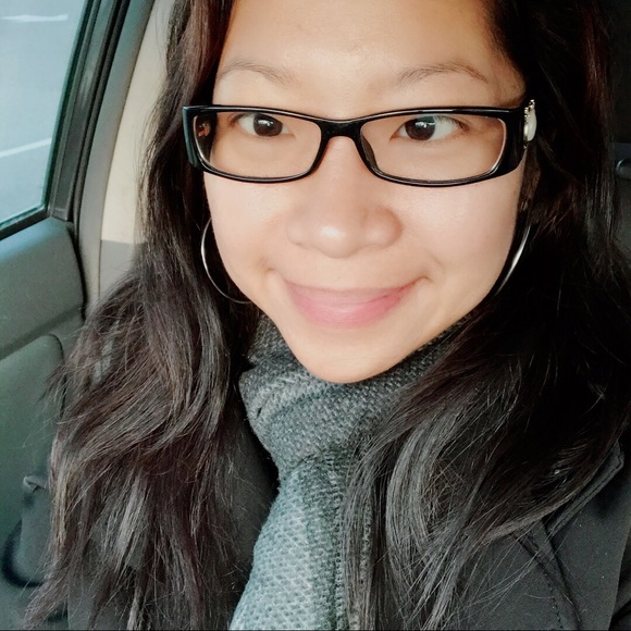 Meet your Posher, Buena - Picture 3 of 6